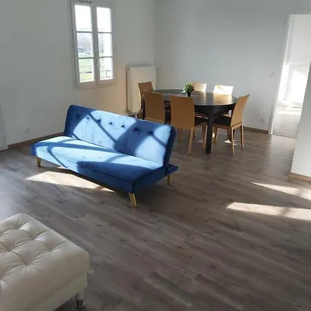 Apartment 3 Flat In Parklane - 1,5km